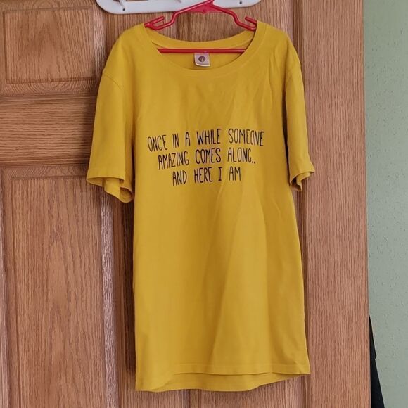 Women's Graphic Funny T-shirt Size Small EUC - Picture 1 of 4